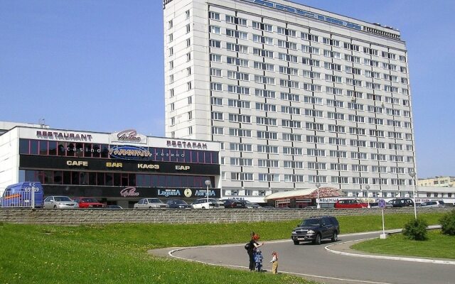 Гостиница Орбита вид на фасад