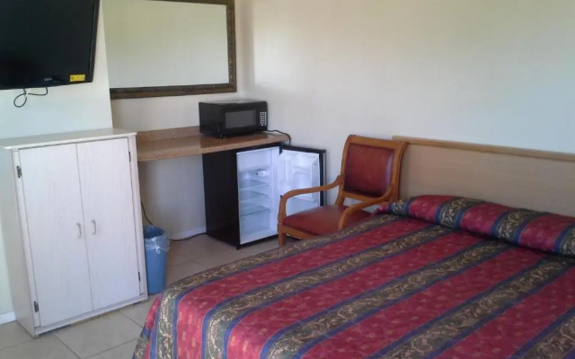 Boron Motel