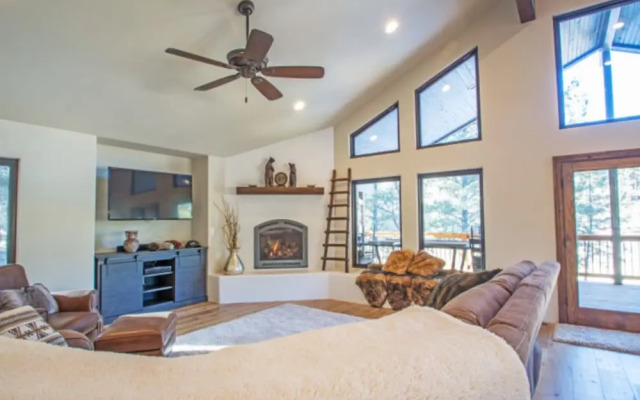 Lucky 8 Luxury Home