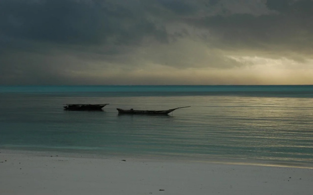 Jambiani White Sands Beach Bungalows
