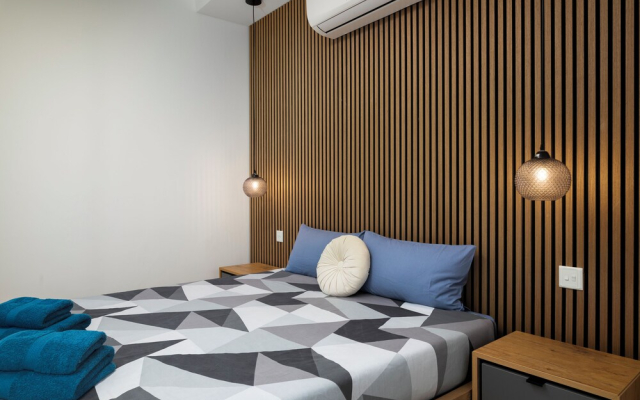 Modern Stylish 2BR APT With 2 Balconies