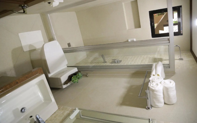 The Lakeview Suites