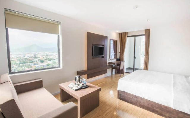 King Town Grand Hotel & Wedding Center