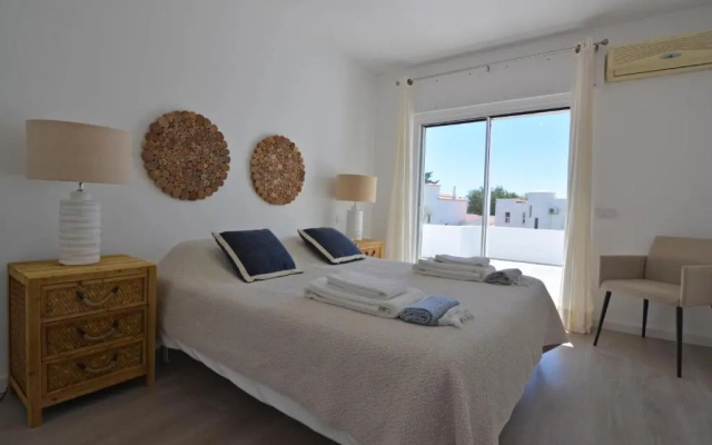 Villa 44