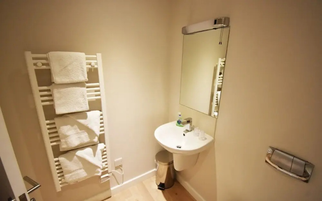 Toothbrush Apts - Ipswich Princes St