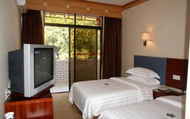 Hollyear Inn Zhangjiajie