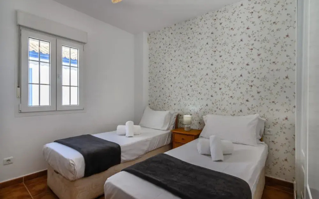 Beachfront Family Comfort Apartment