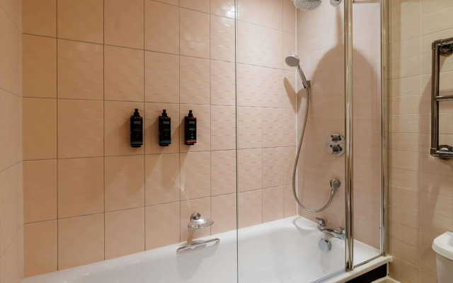 Mercure Daventry Court Hotel