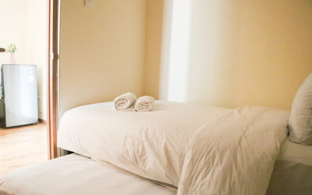 Best Strategic 2Br Apartment At Green Palm Residence