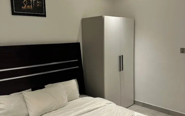Peravi Suites at the Signature