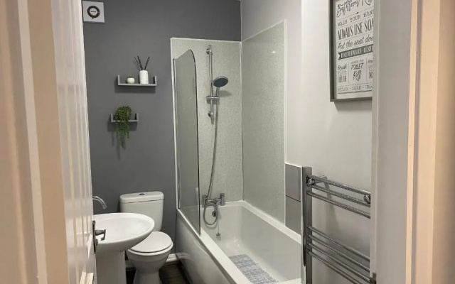 Blackpool Sleepover Apartment 2 Free Parking Sleeps 6