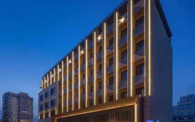 Orange Hotel (Taizhou Huangyan Labor South Road)
