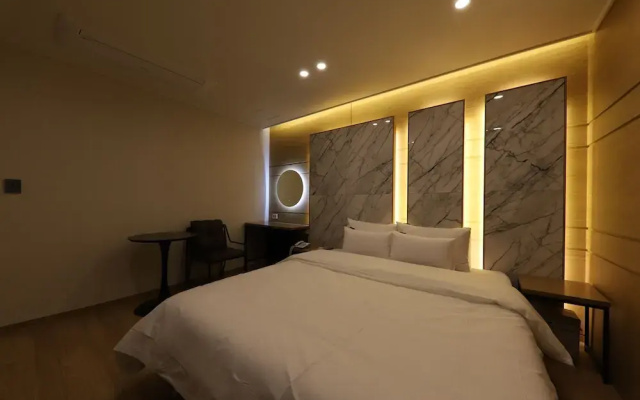 Hotel Browndot Chungjang