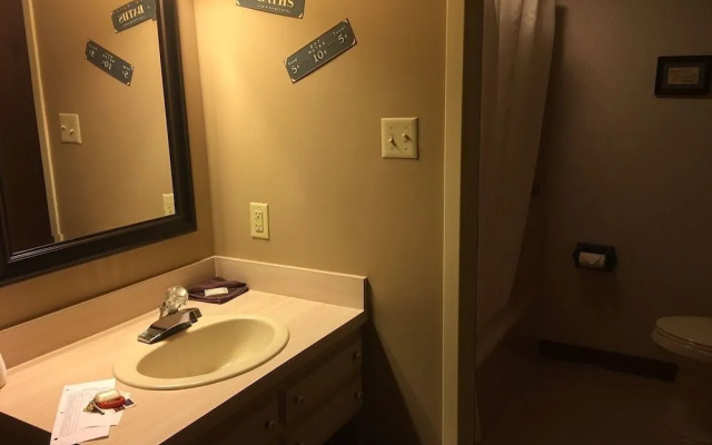 Country Living Inn