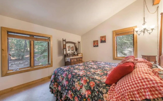 Mckinney Dr Criterion 43 - Ellis Peak