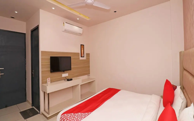 Oyo 26833 Cabana
