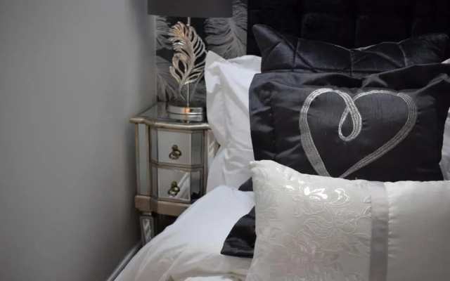 Luxury 2 bed Apartment