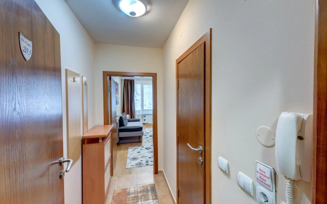 *Cozy and Cute* 1BD Apartment in The Castle Complex