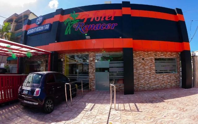 Hotel Renacer