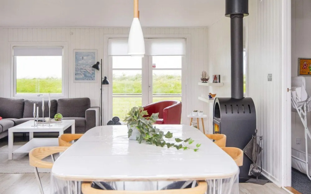 6 Person Holiday Home in Hejls