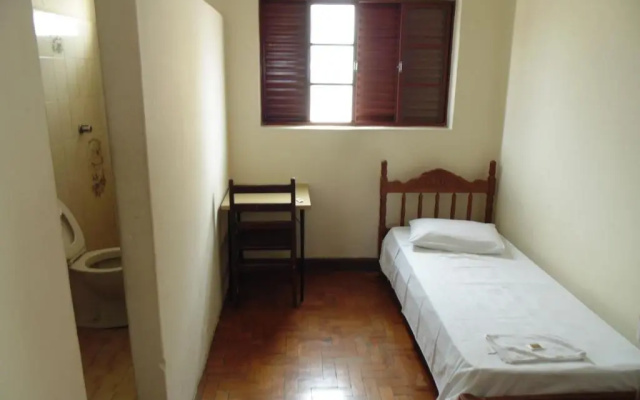 Avenida Hotel
