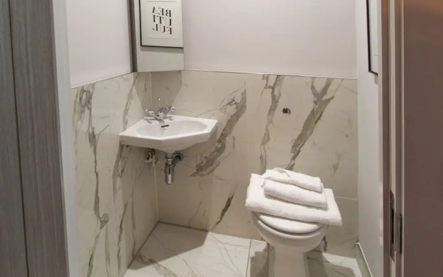 TP Apartments - Great Charles Penthouse