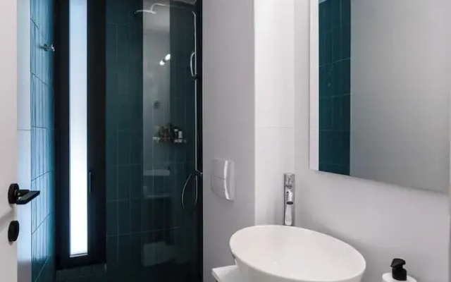 Inia Apartments