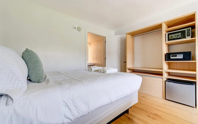 Legacy Grand Suites