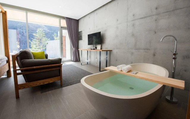 Heritis Poolvilla
