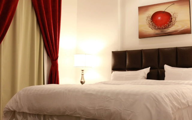 Continental Salmiya Suite