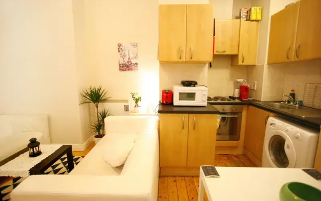Short Let Direct - Blessington Street D1