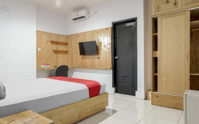 Pinnus Residence By RedDoorz