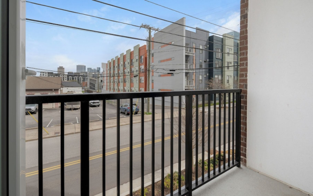 Landing Apartments Midtown Nashville