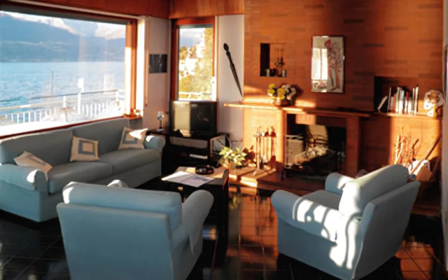 Villa Miky