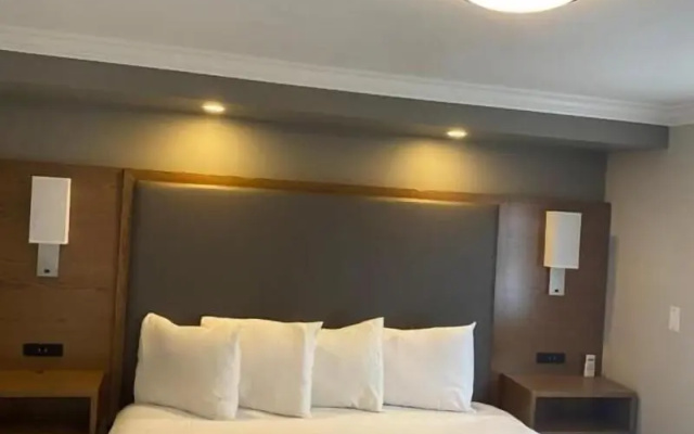 Coastal Sands Inn
