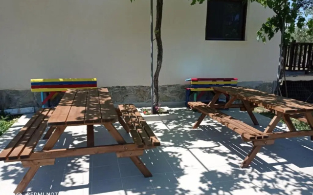Ioannis Stagkonis House 2
