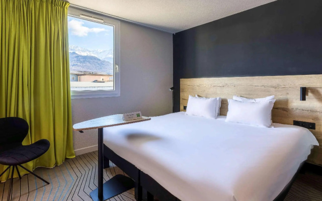 ibis Styles Crolles Grenoble A41
