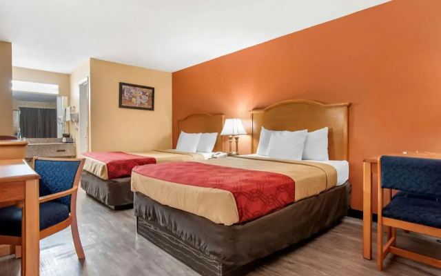 Days Inn Evergreen