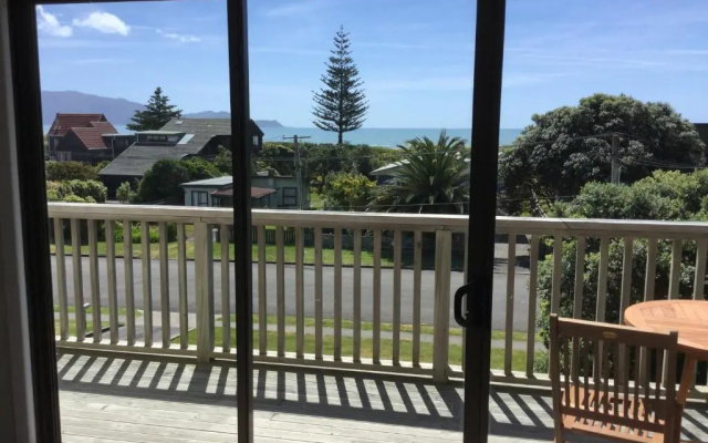 Olde Beach Villa