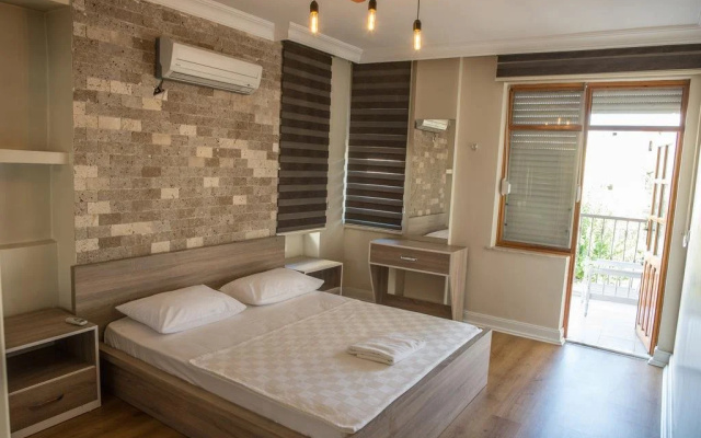 Arya Suites