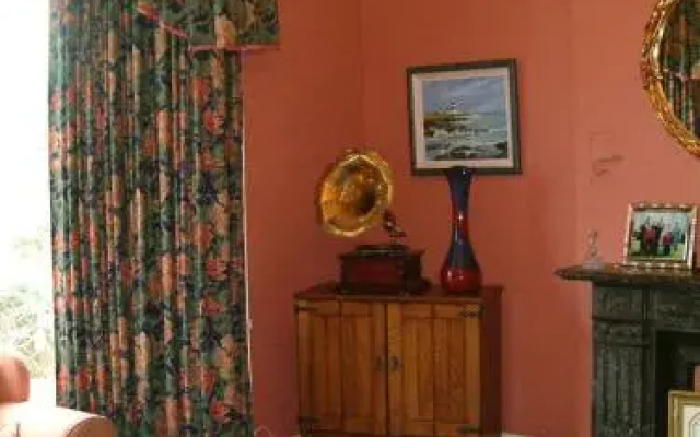 Claremont House