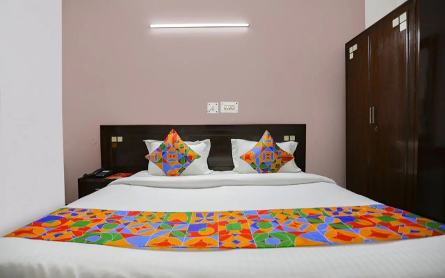 Fabhotel Traika Inn