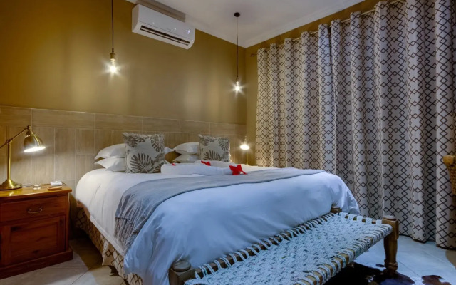 St Lucia Livingston Lodge