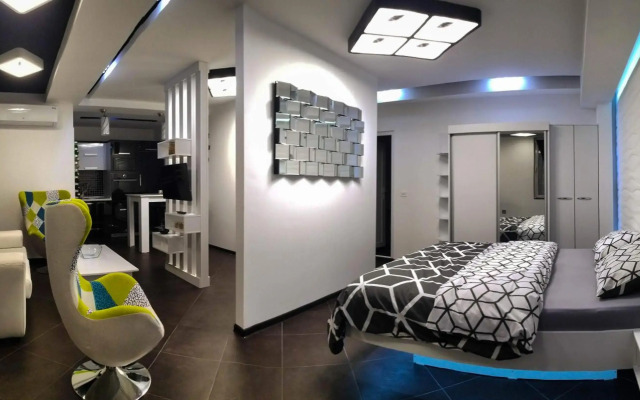 Sky Apartments Special
