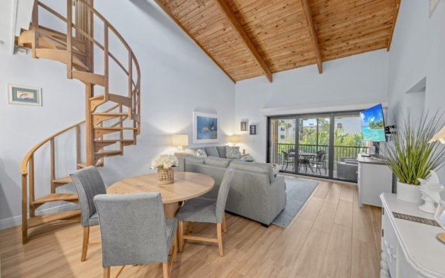 Coquina 3f 3 Bedroom Condo