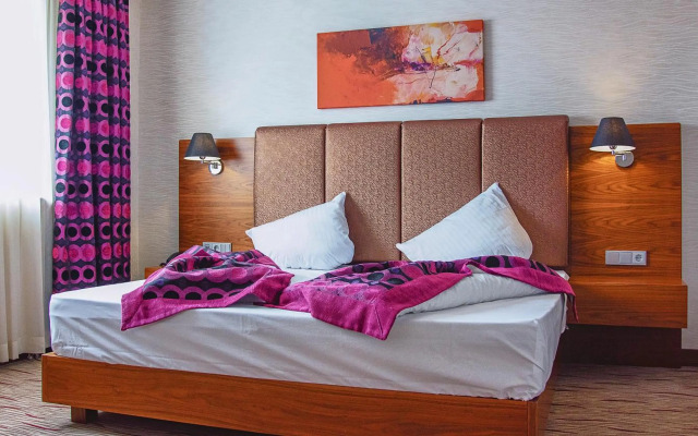 Airport Global Hotel