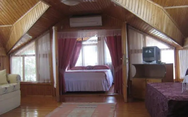 Club Hotel Kanara