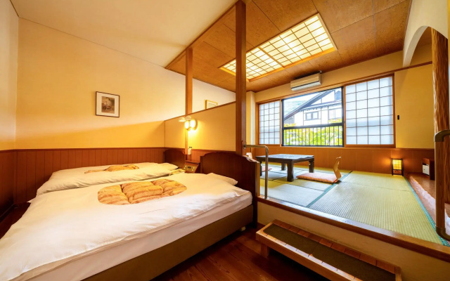 Yufuin Yawaraginosato Yadoya