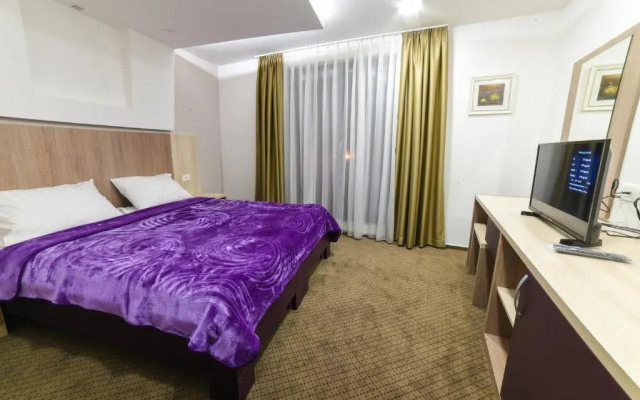 Hotel Patria