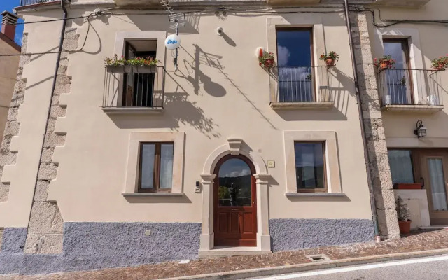 La Scalinatella - Sofia Apartments